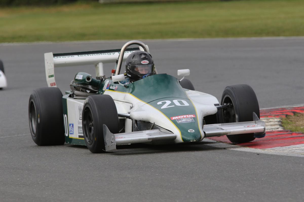 Historic Motorsport Round-up: Pre-2006 touring cars could be next historic