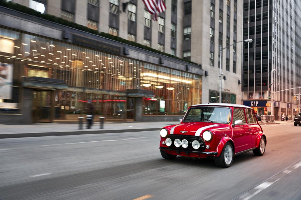 Electrifying! One-off battery-powered classic Mini unveiled