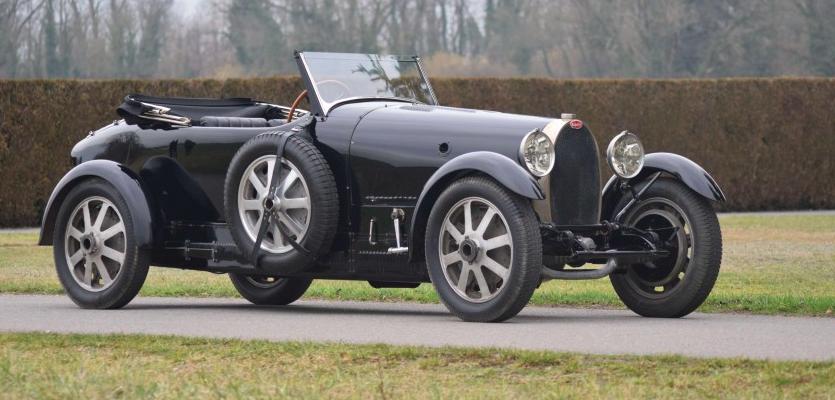 Bugatti Type 43, Ferrari F40 and Aston DB6 lead Paris sale