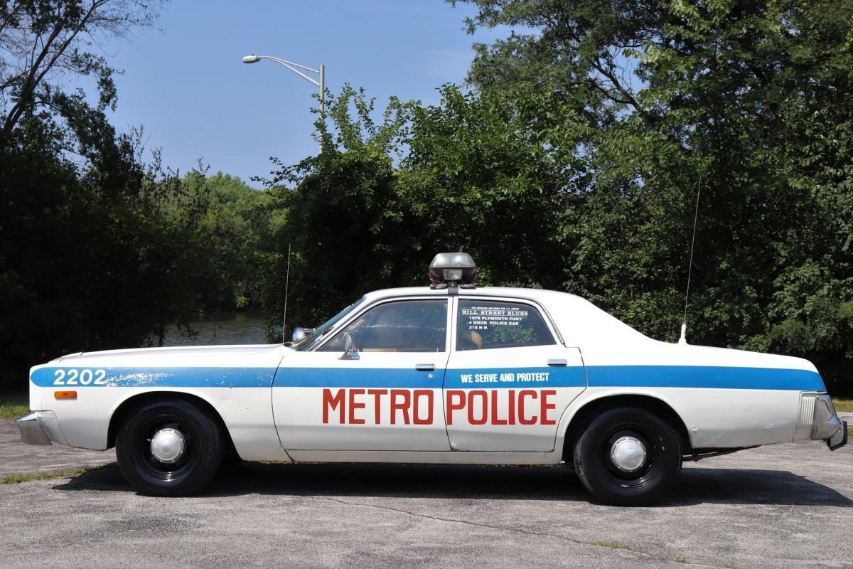 Classics for sale: 1973 Plymouth Fury police car