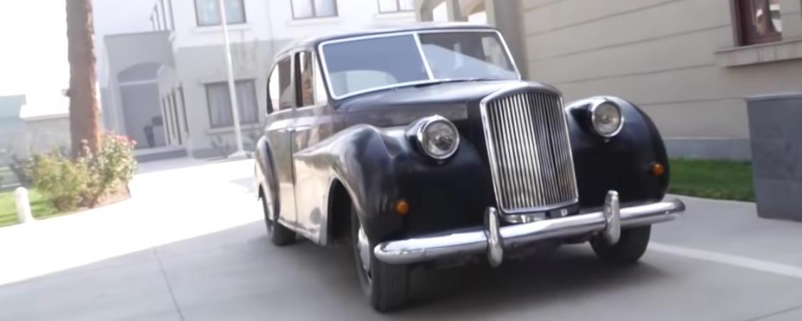 The Afghan Royal limousine saved from smugglers