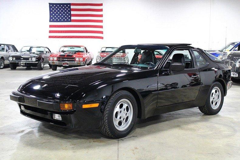 Classified Hero: Porsche 944