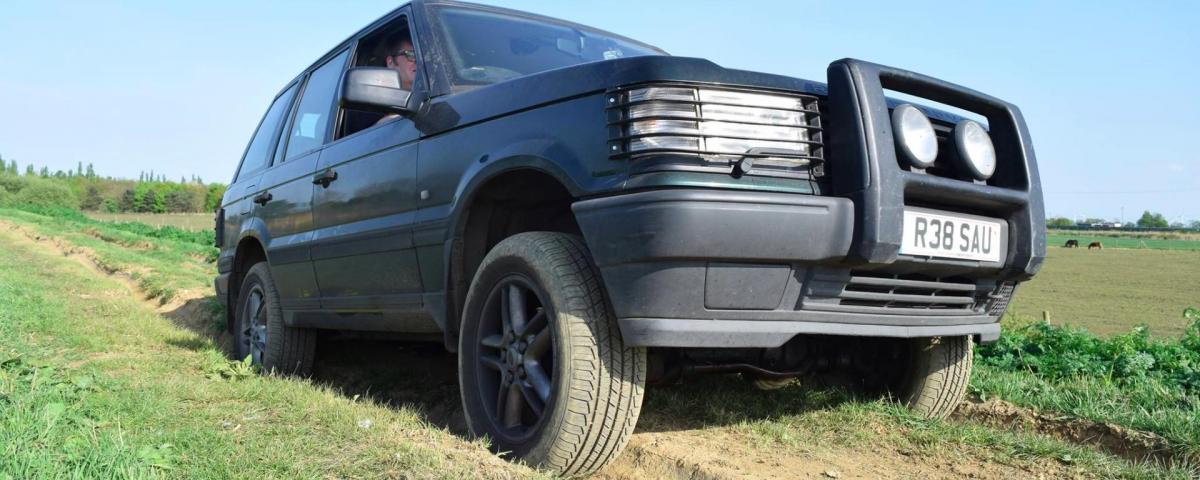 How a battered Range Rover P38a Helps Me Cope With Autism