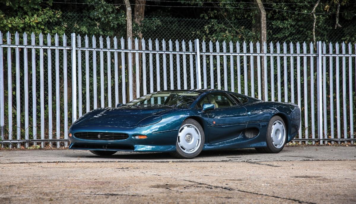 Tom Walkinshaw's personal Jaguar XJ220 heads to auction