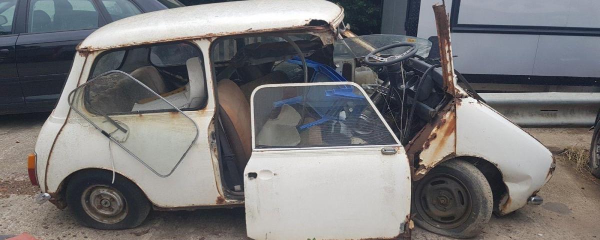 Would you buy this classic Mini for a penny?