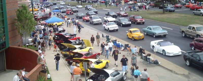 What's going on at Woodward Dream Cruise 2018?