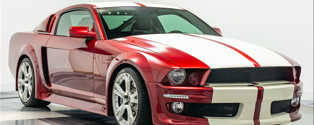 Somebody has hidden a Lamborghini Gallardo in a Ford Mustang