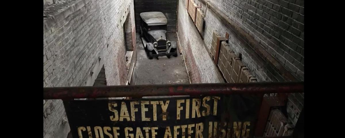 1927 Packard Discovered in Abandoned Factory After Over 40 Years