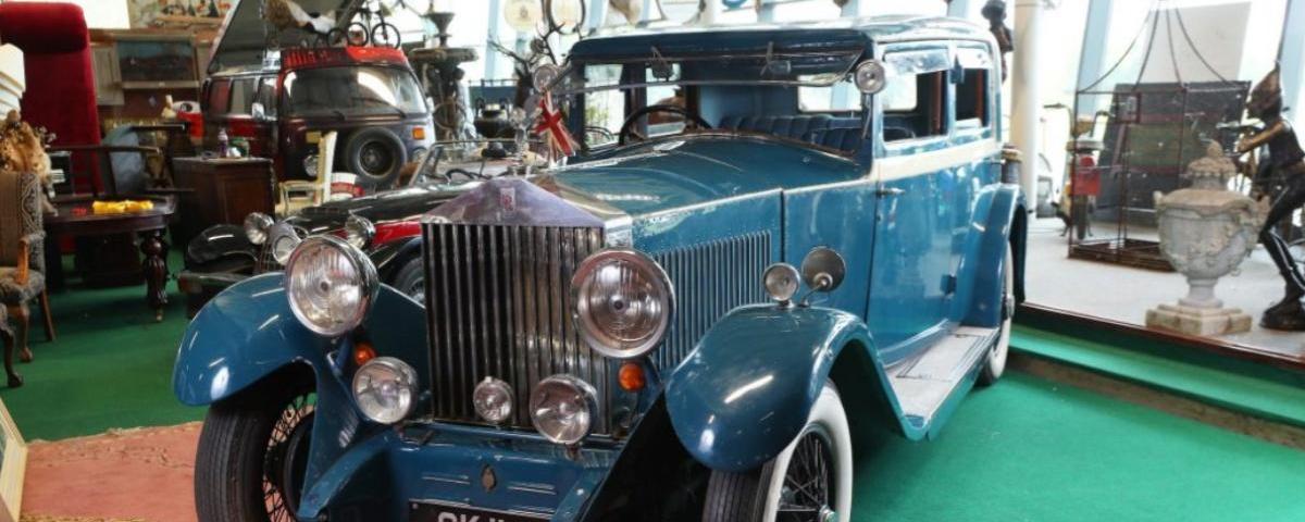 Former British deputy PM's Rolls-Royce on sale in Brexit auction