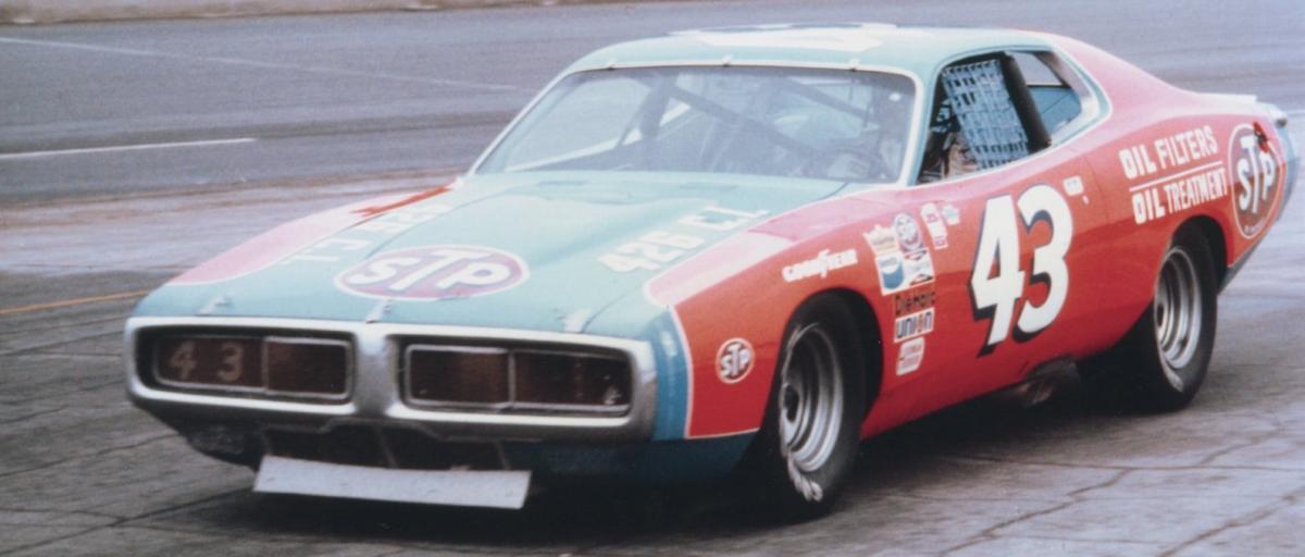 NASCAR legend Richard Petty to sell title-winning cars in May