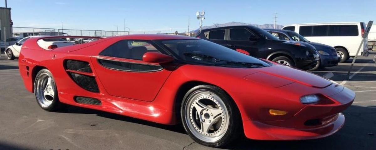 The Vector M12 – America’s Lamborghini gone wrong