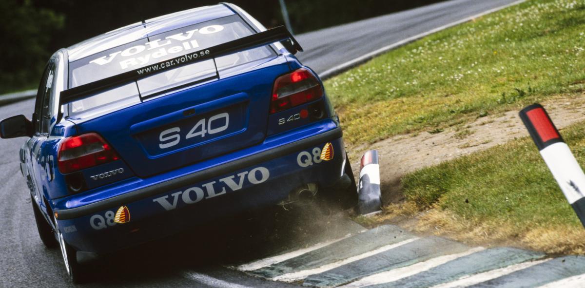Historic Motorsport Round-up: Rydell back with 1998 BTCC title Volvo S40