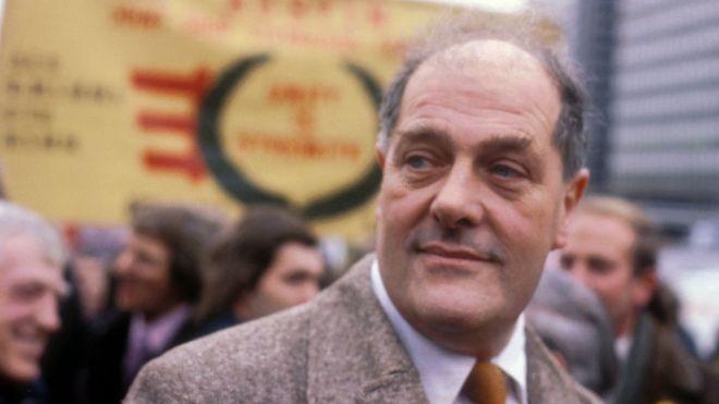 Hero or villain? Derek 'Red Robbo' Robinson, 1927-2017